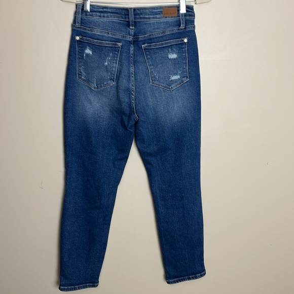 Judy Blue Rainbow Embroidered Straight Leg Jeans - Picture 6 of 9